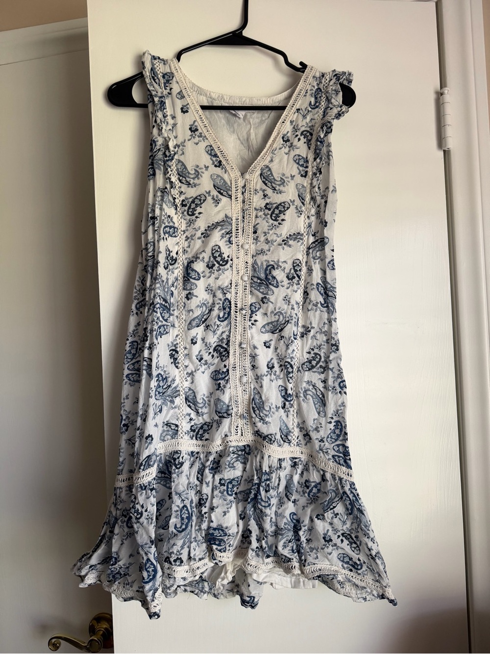 Lucky Brand White Dress with Blue Paisley Print